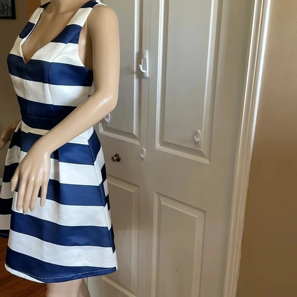 Colorblock flounce striped pleated dress,S, slight shimmer EC, coastal,fit&flare - Picture 5 of 13